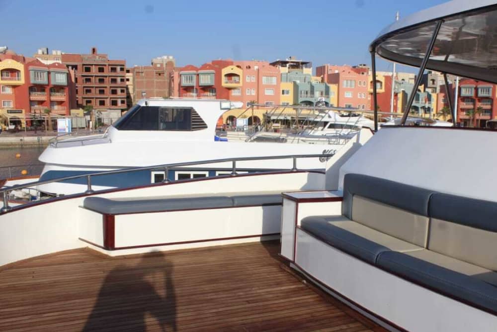 Une croisière sur mesure à Hurghada : une journée magique à bord d'un yacht à moteur