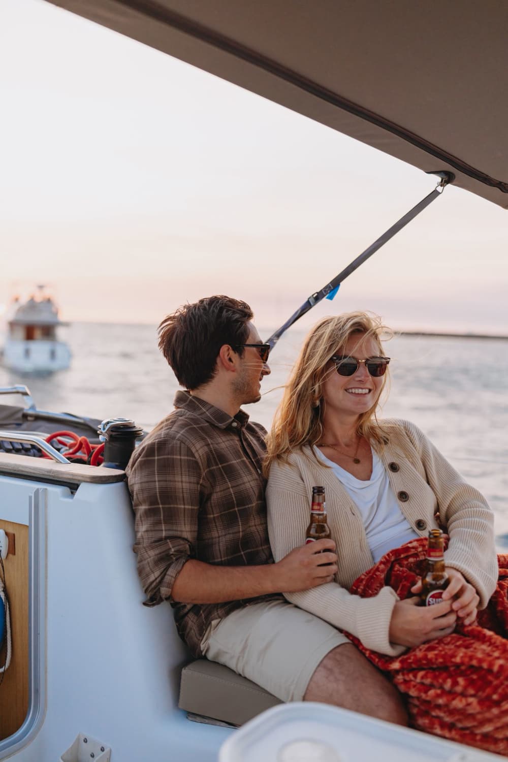 Hora dorada en velero: el recorrido de 2 horas al atardecer que es la manera perfecta de terminar el día