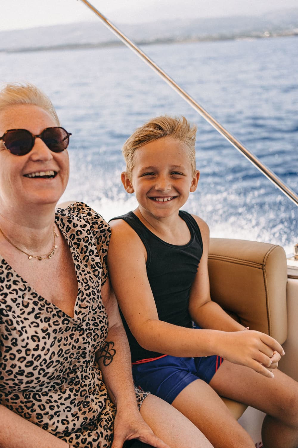 Excursion en hors-bord d'île en île