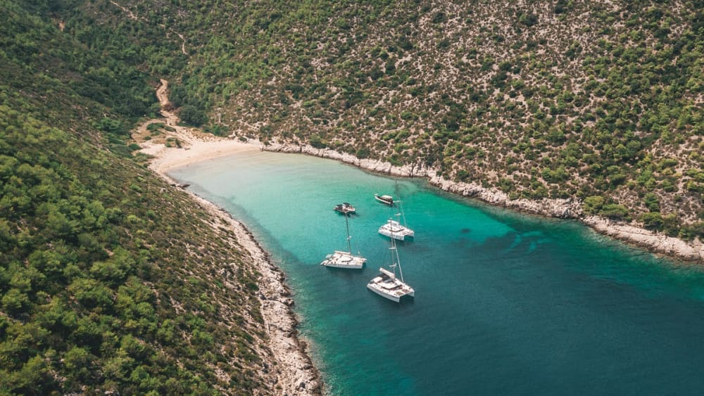 Εξερευνήστε το Μπίσεβο και το Βις: Ολοήμερη ιδιωτική περιήγηση κατά παραγγελία