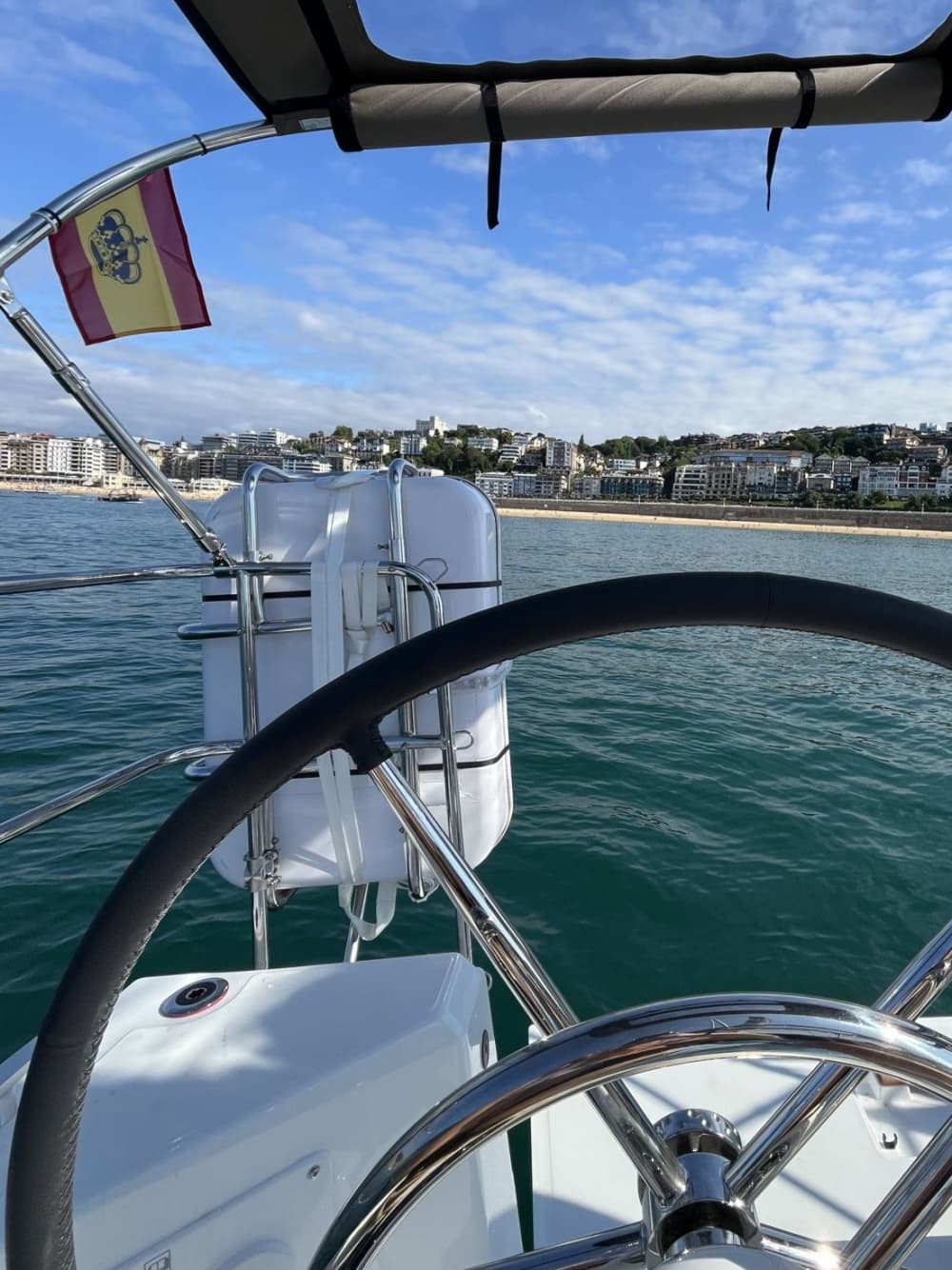 Festeggia il tuo compleanno più bello con un tour in barca a vela di 4 ore