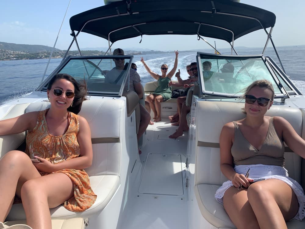 Незабываемое островное приключение – целый день на частной яхте.