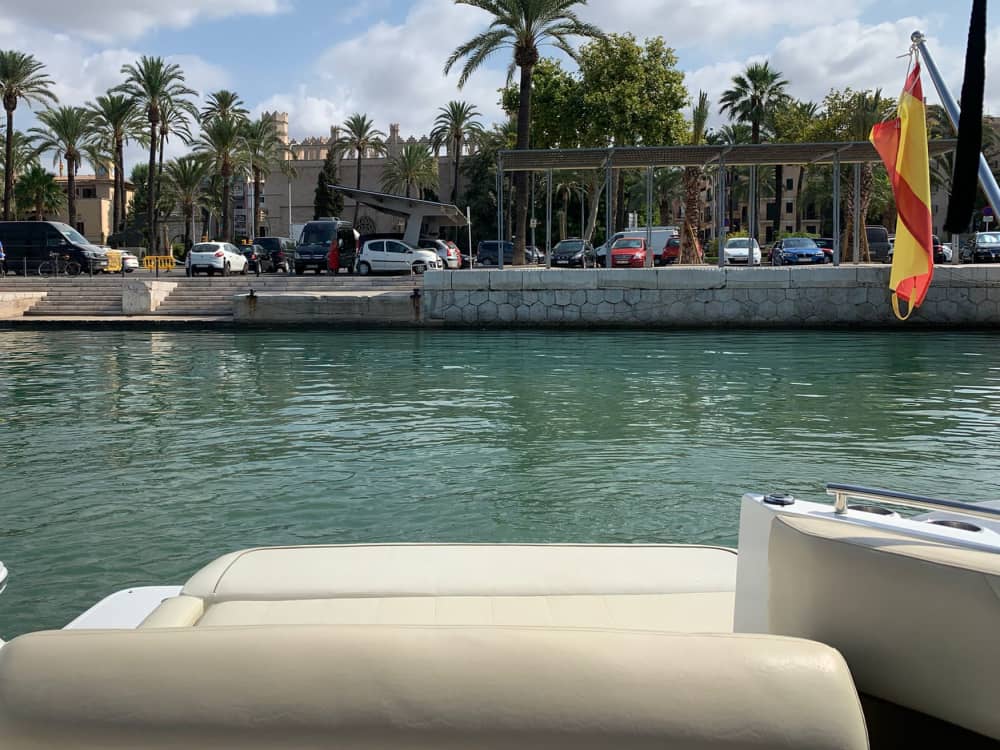 Kustflykt – Privat 4-timmars lyxig motorbåtsupplevelse