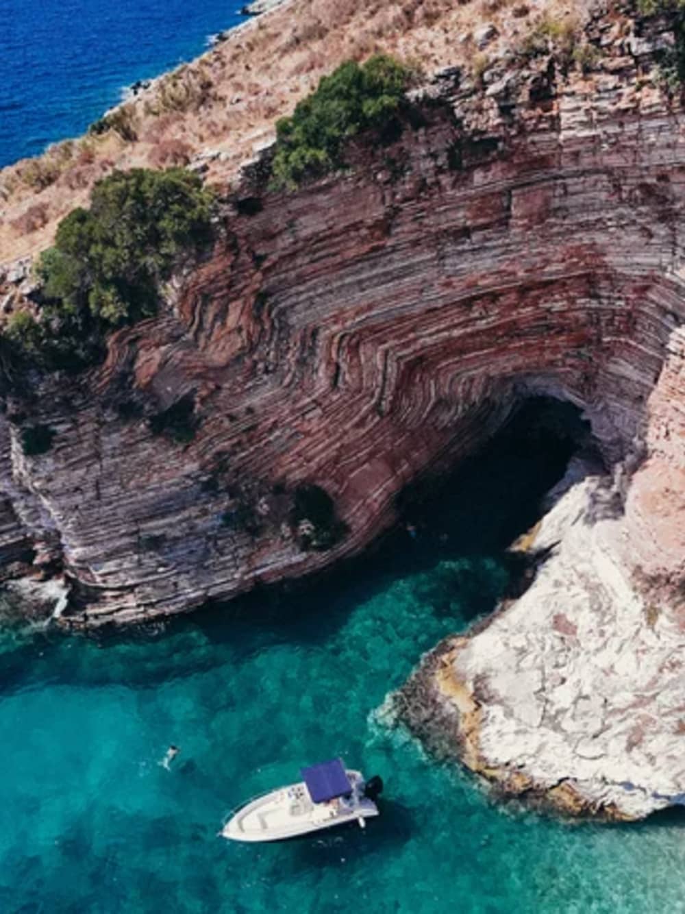 South Tour: Ksamil, Pigeon Cave, & Mirror Beach with snorkeling