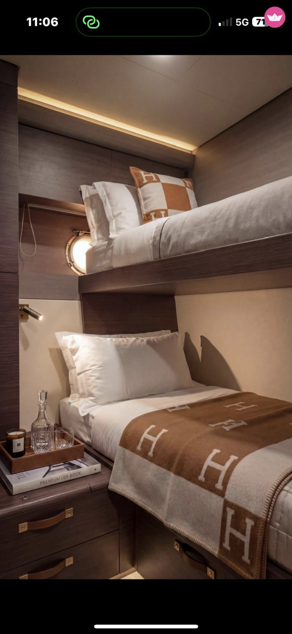 Luxuriöse Sonnenuntergangsfahrt: Ein traumhafter Aperitif an der Costa Smeralda