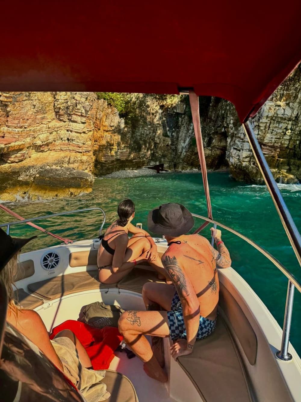 North Coast Premium Tour – Hidden Bays and Kroreza Beach Experience