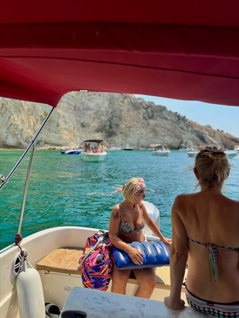 North Coast Premium Tour – Hidden Bays and Kroreza Beach Experience