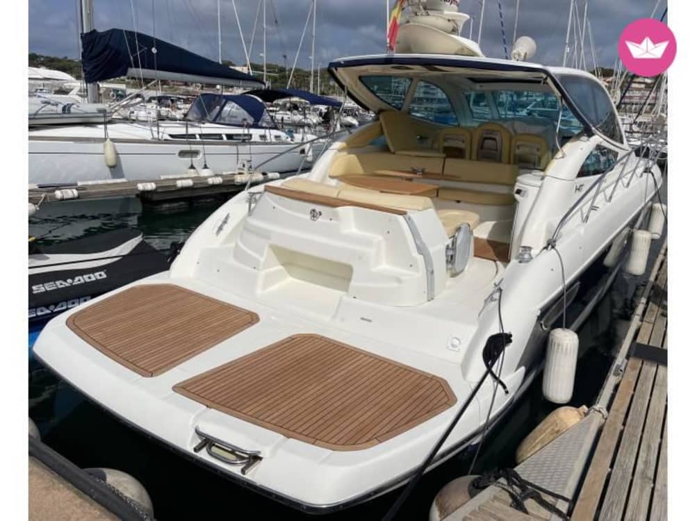 The Ultimate Barcelona Motorboat Experience: All-Day Charter