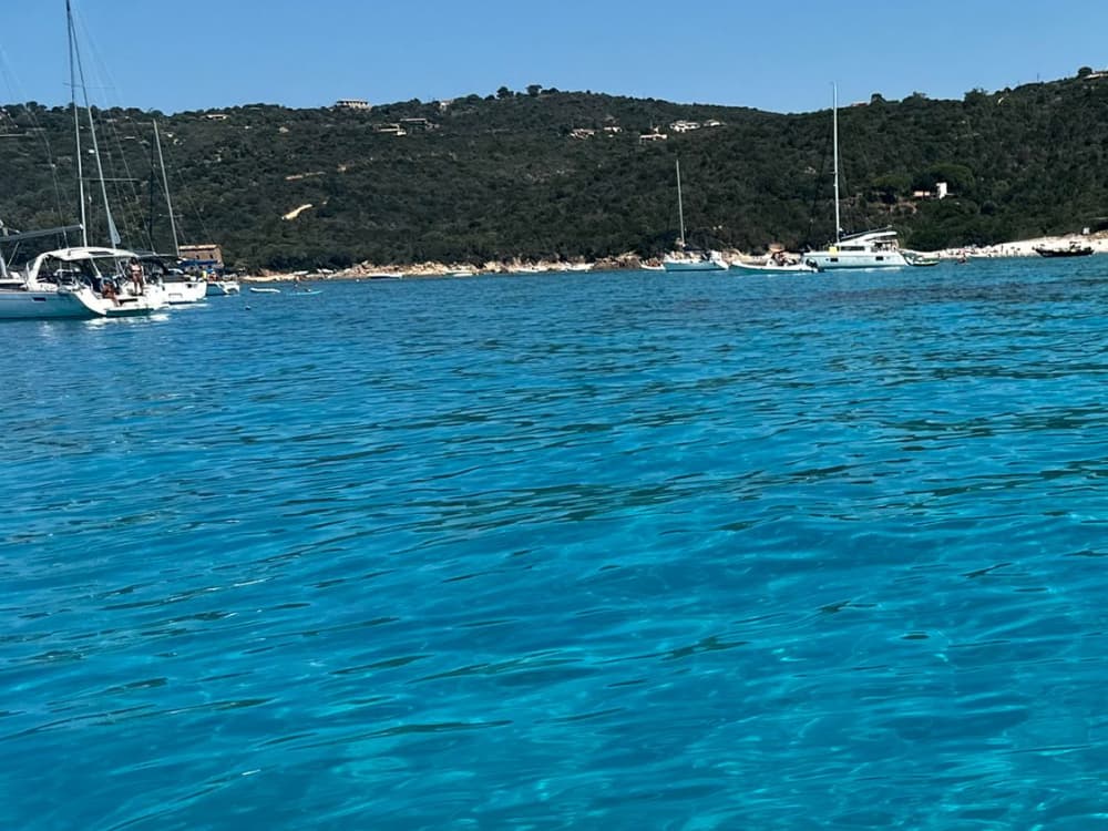 Boat rental by the day with skipper, itinerary of your choice to be defined according to your wishes