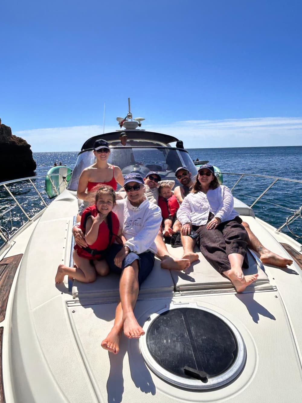 Noleggio di yacht privato di mezza giornata a Lagos - Punti salienti dell'Algarve