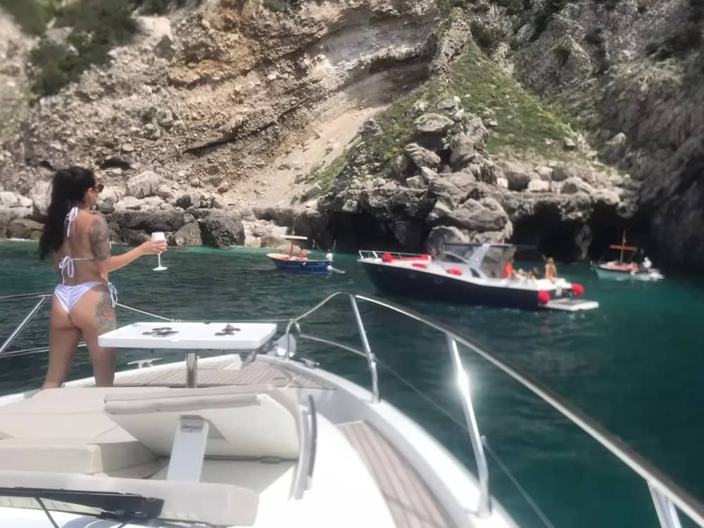 Capri and the Amalfi Coast – A journey through glamour and natural wonders