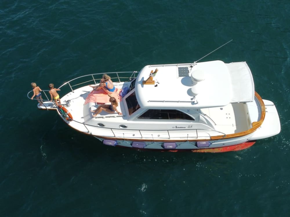 Mini Crociera di 1 Ora: Lovere, Castro e Riva di Solto – I Gioielli del Lago d’Iseo