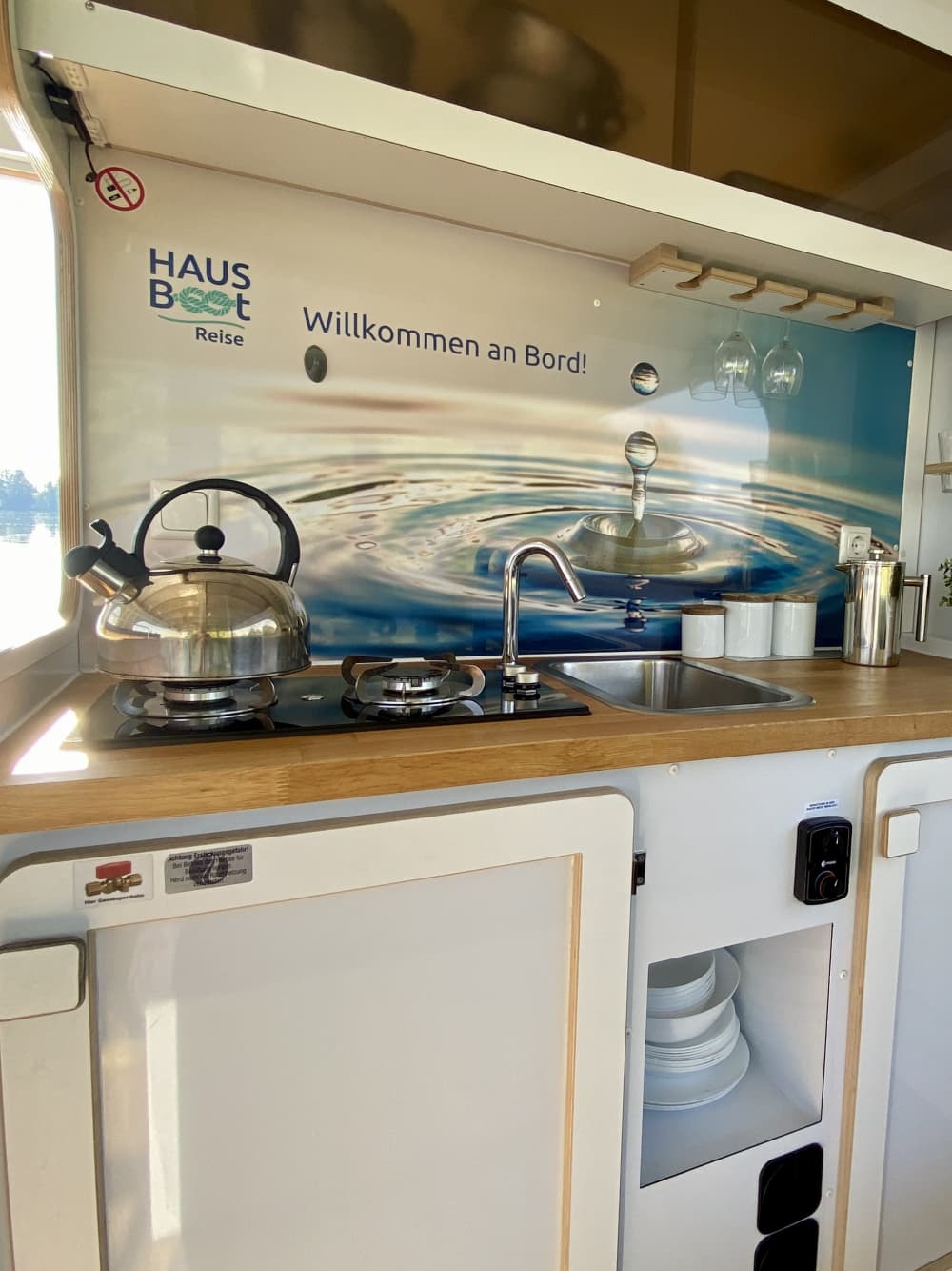 Περιήγηση με πλωτό σπίτι στον ποταμό Χάβελ, συμπεριλαμβανομένου του καπετάνιου - 4 ώρες