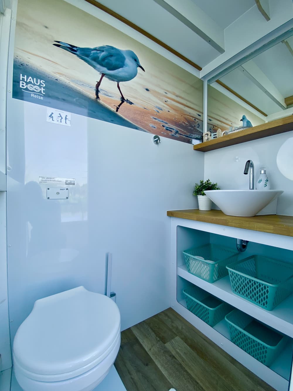 Περιήγηση με πλωτό σπίτι στον ποταμό Χάβελ, συμπεριλαμβανομένου του καπετάνιου - 4 ώρες