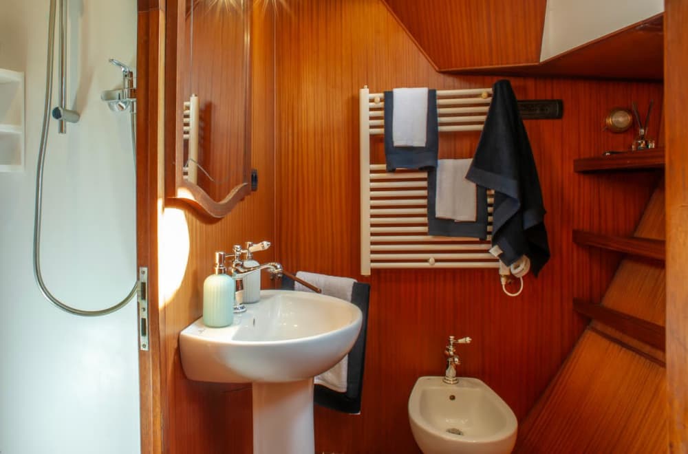 Excursion en bateau d'une journée complète aux Cinque Terre