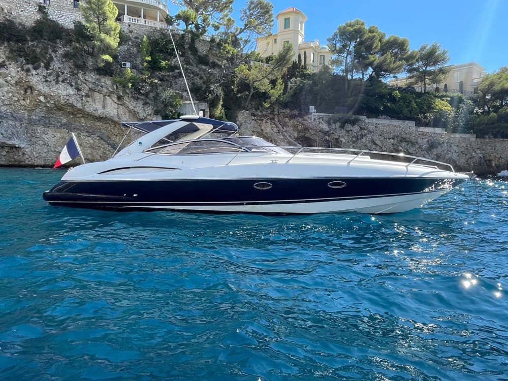 Exceptional half-day yacht trip on the French Riviera