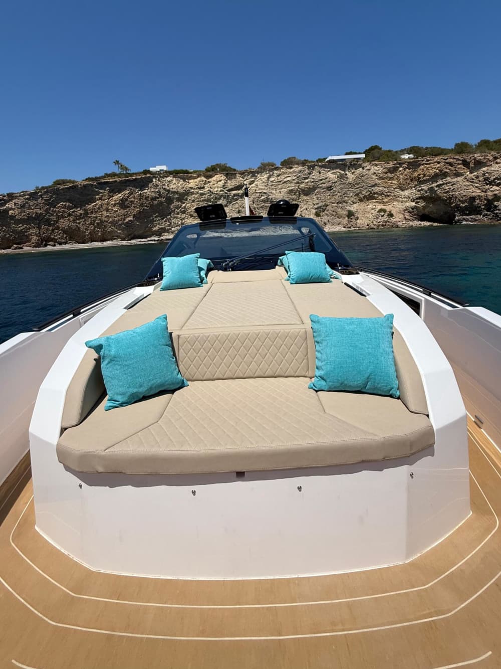 Explore the most exclusive parts of Ibiza aboard the Rio 45 Le Mans