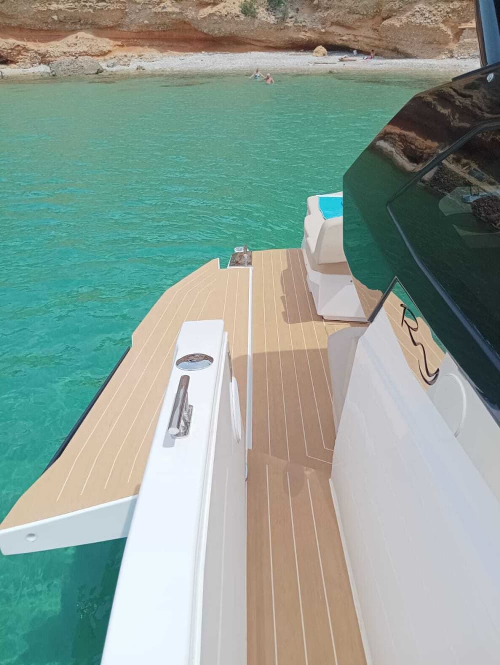 Explore the most exclusive parts of Ibiza aboard the Rio 45 Le Mans