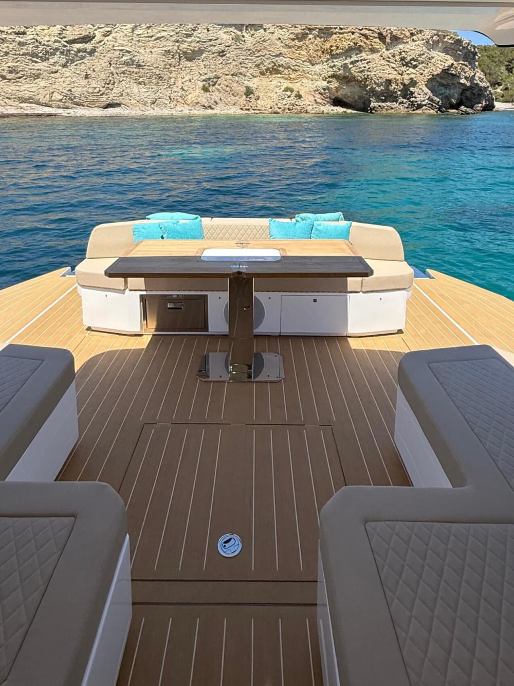 Explore the most exclusive parts of Ibiza aboard the Rio 45 Le Mans