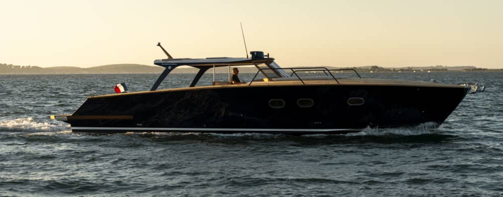 2-часовая прогулка на лодке до мыса Лардье-Ла-Круа-Вальмер.