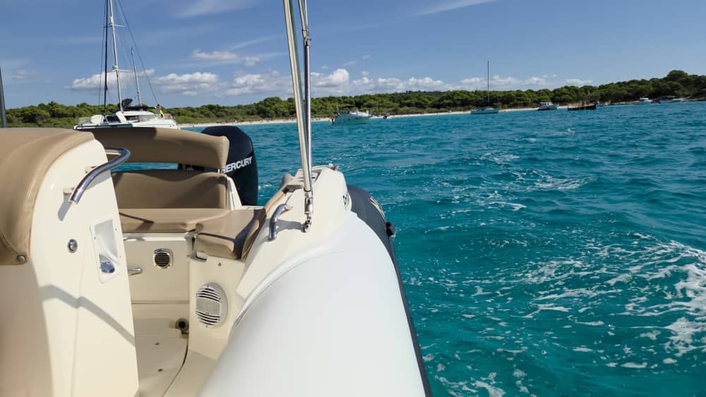 Bootsausflug durch die Buchten Menorcas