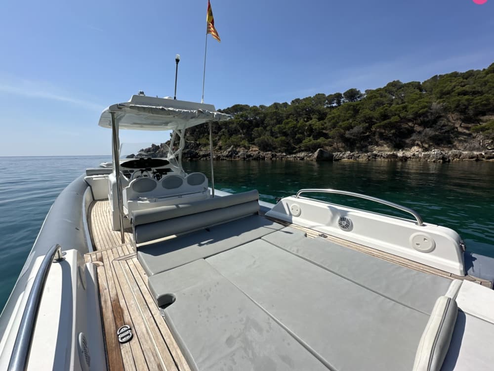 A Half-Day Coastal Escape to Secret Coves & Turquoise Waters