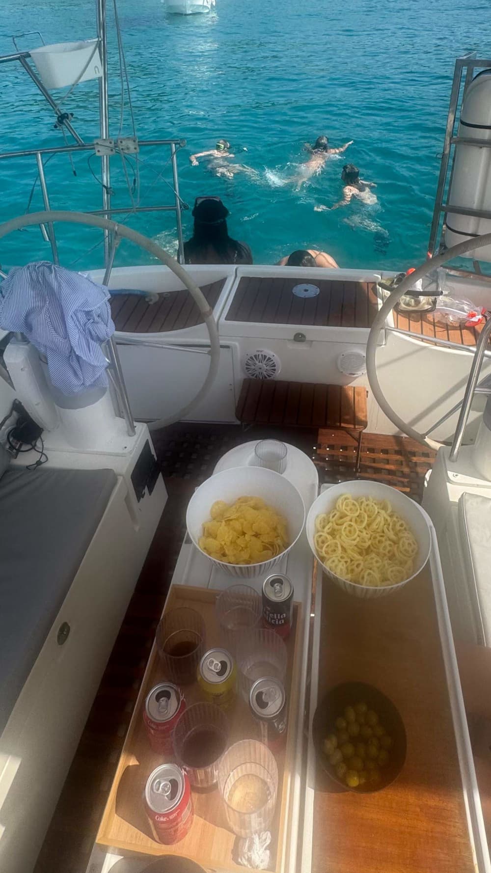 Costa Brava in 4 Hours – Sailing Trip with Snack and Paddleboarding Ariadne