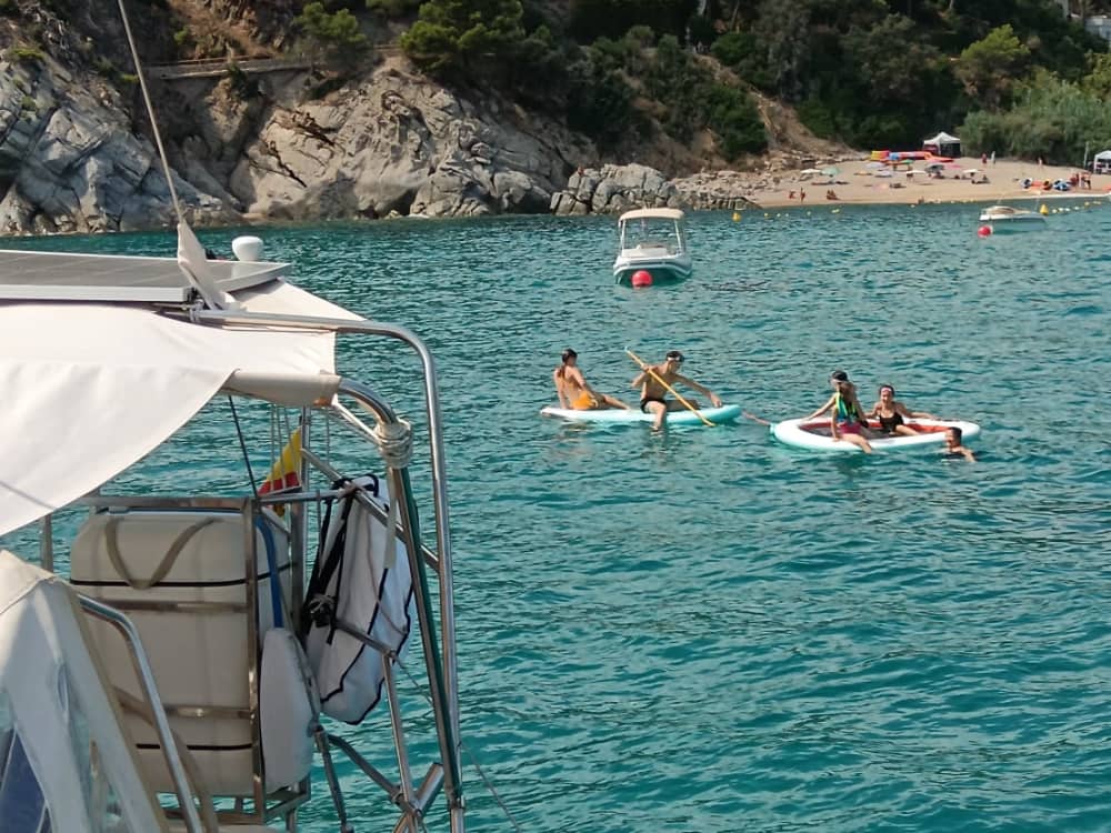 Costa Brava in 4 Hours – Sailing Trip with Snack and Paddleboarding Ariadne