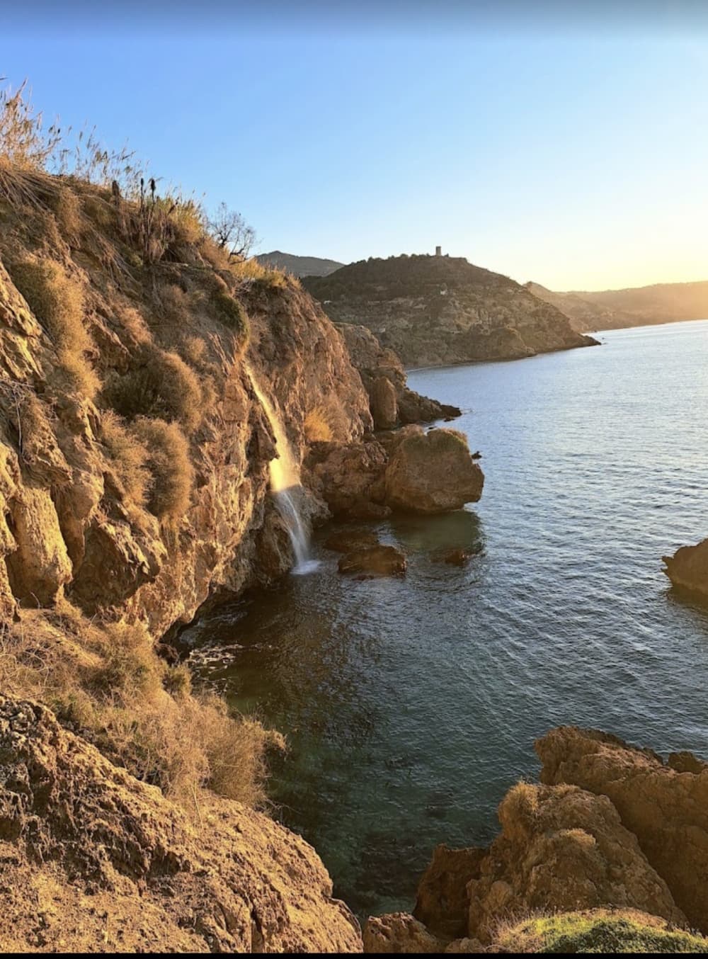 Fly till paradiset: gömda vikar, kristallklara stränder och vattenfall