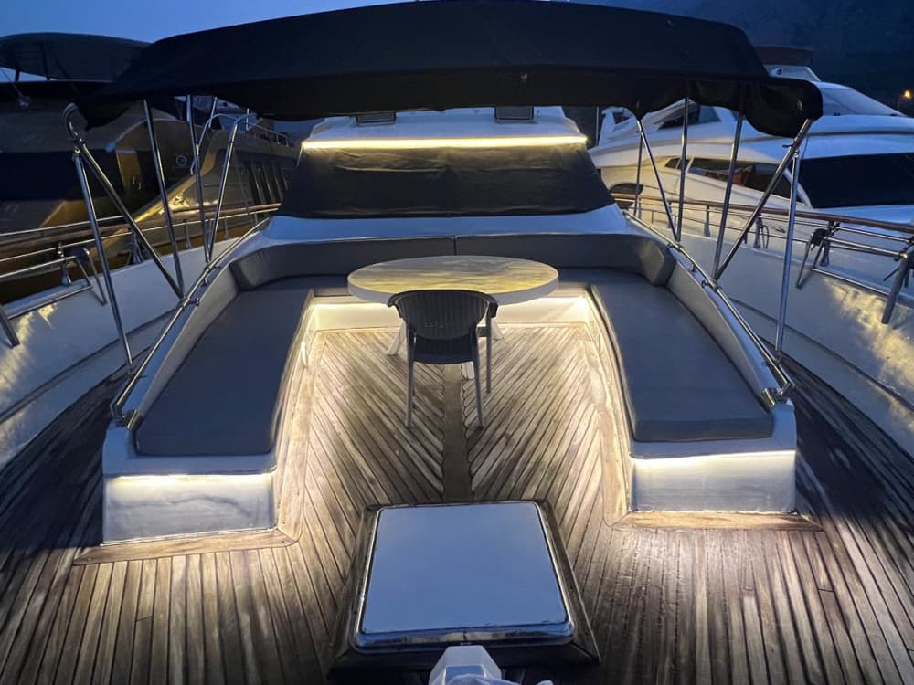 Mediterranean Prince 35 Persone