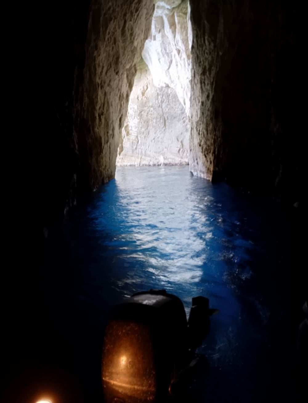 Desfrute de um cruzeiro ao pôr do sol em Zakynthos.