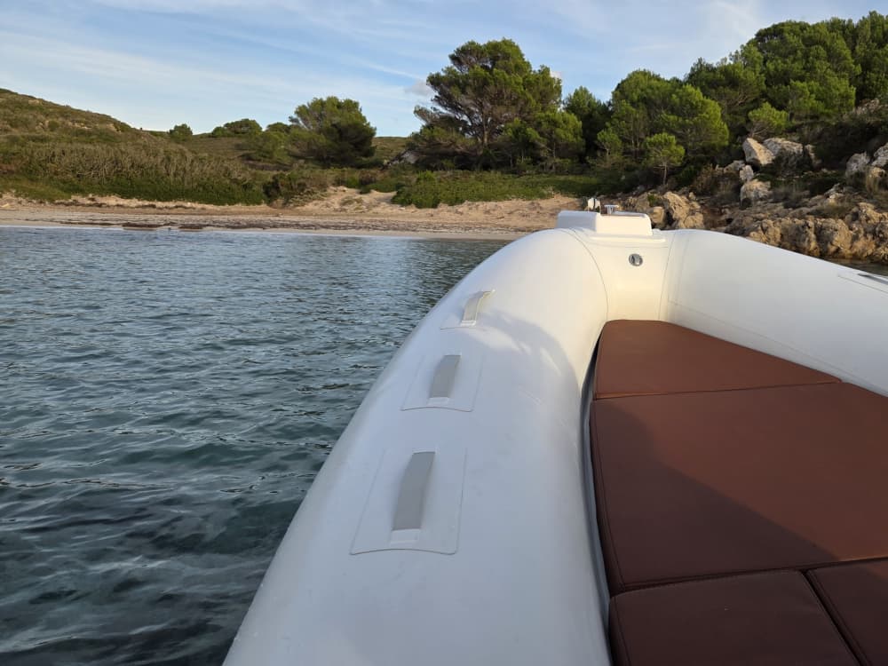Excursión en Barco en Menorca – Día Completo