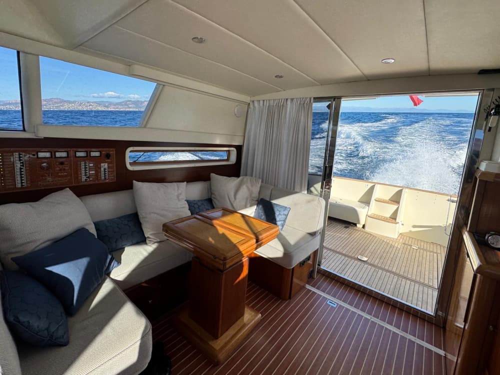 Día exclusivo en yate por las islas de Hyères o la costa del Var