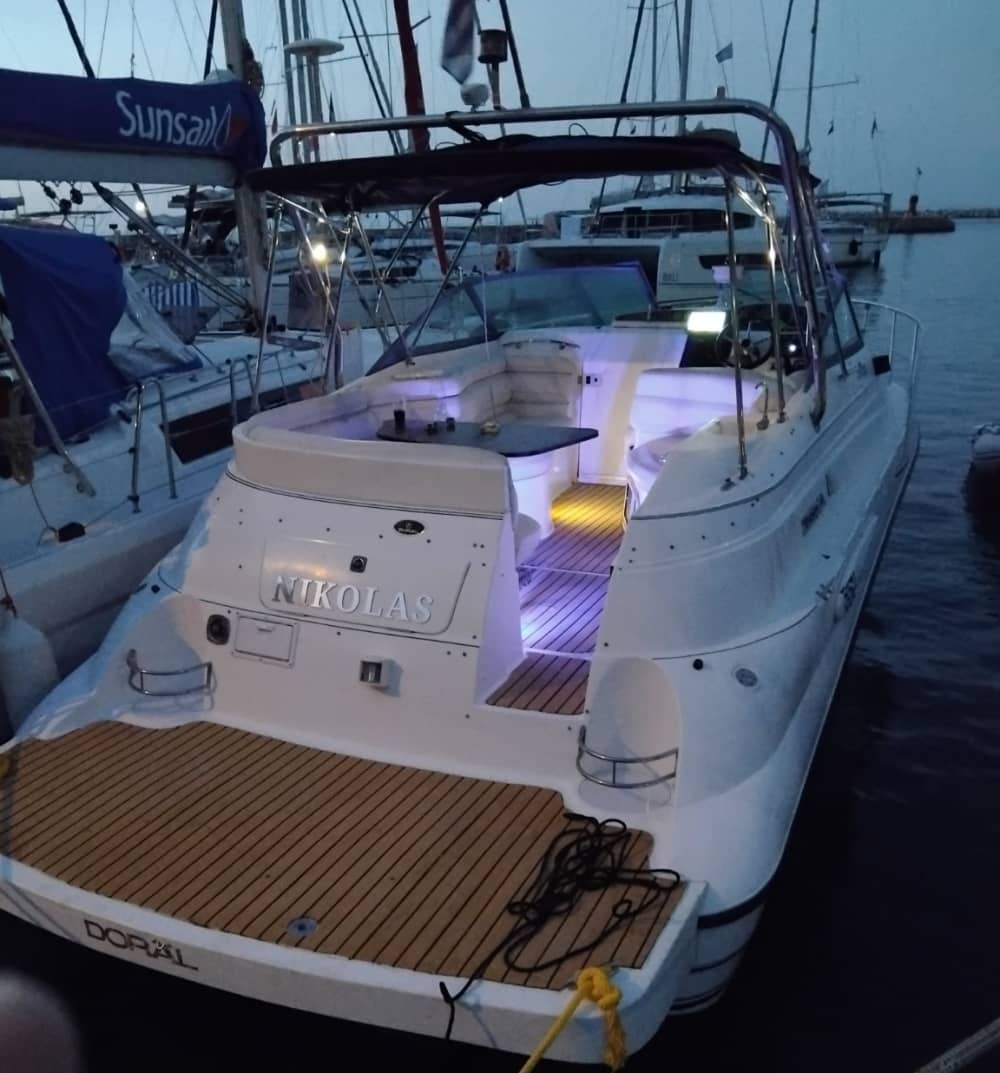 Day Cruise to Kefalonia or Ithaca