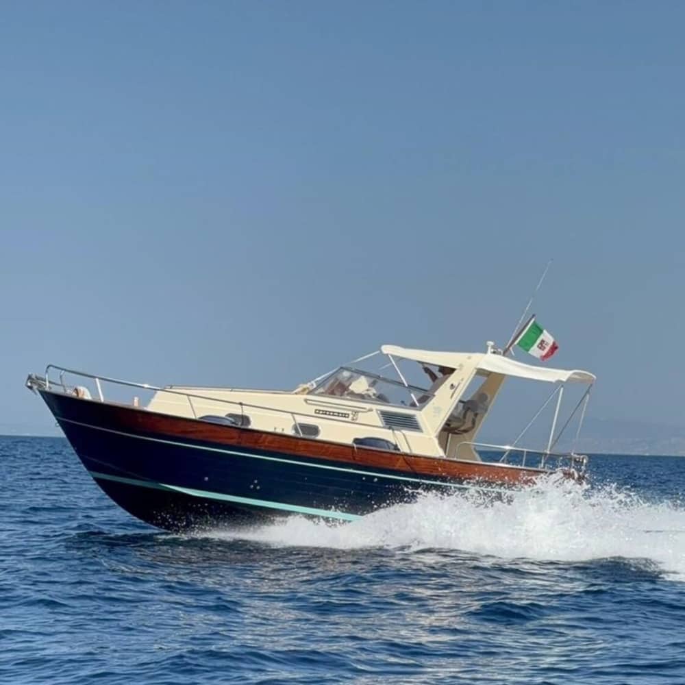 Sorrento Selvagem: Ecoturismo na Baía de Ieranto e Reserva Marinha