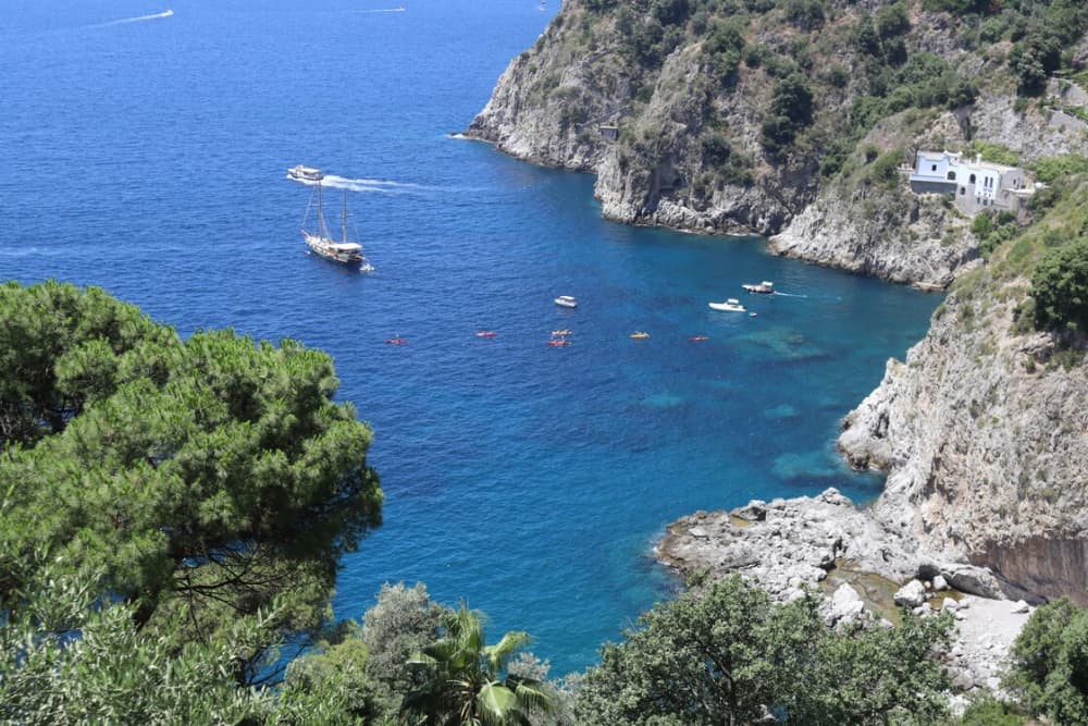 Επαγγελματική κολύμβηση με αναπνευστήρα: Πούντα Καμπανέλα και κρυμμένες σπηλιές