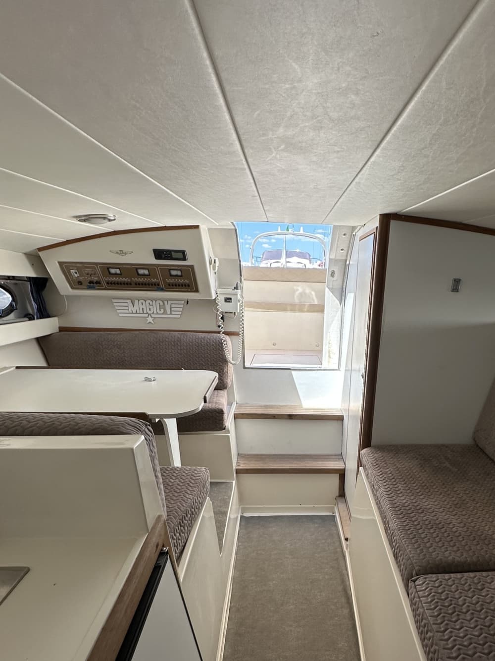 Ischia Escape Tornado 38 – 8h in Barca con Aperitivo