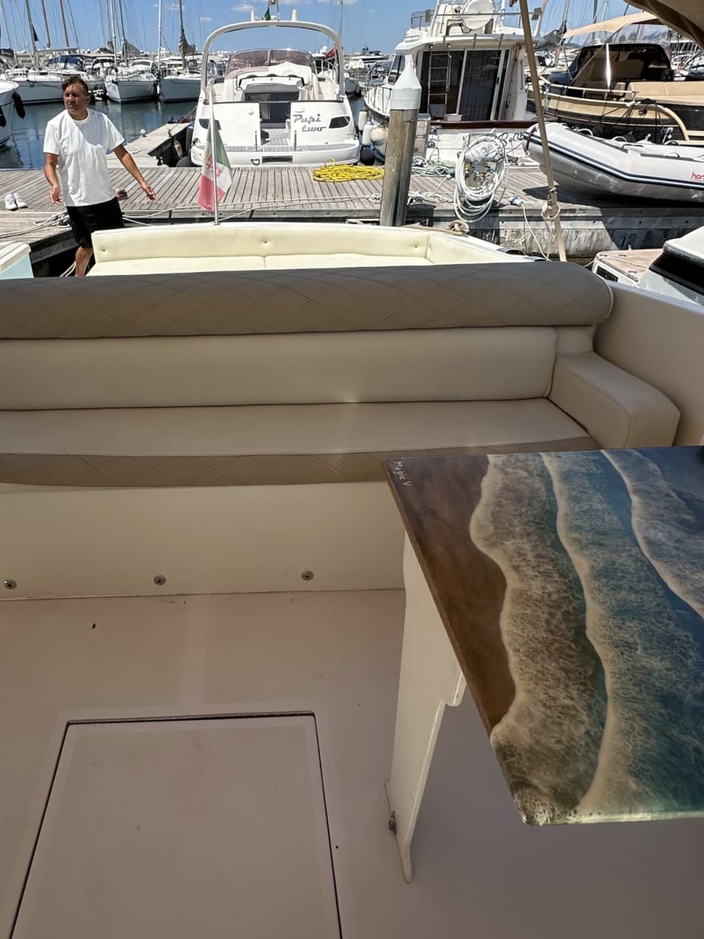 Ischia Escape Tornado 38 – 8h in Barca con Aperitivo