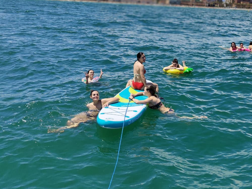 MEZZA GIORNATA SU UN CATAMARANO PRIVATO A VALENCIA, GASOLIO INCLUSO!