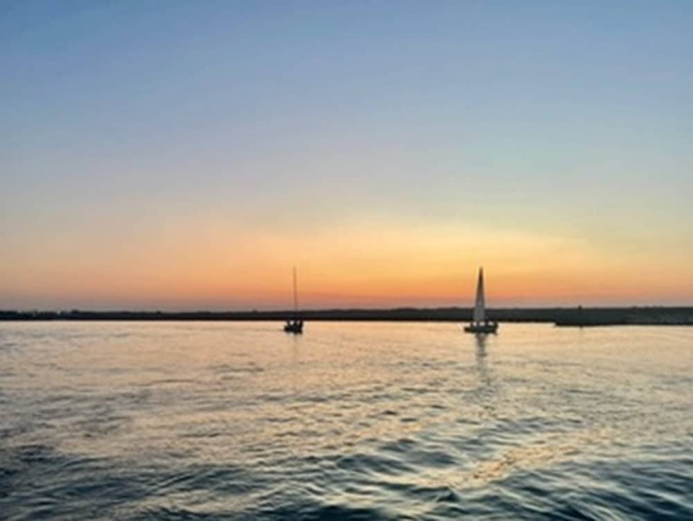 Day trip by boat along the coast of Bari