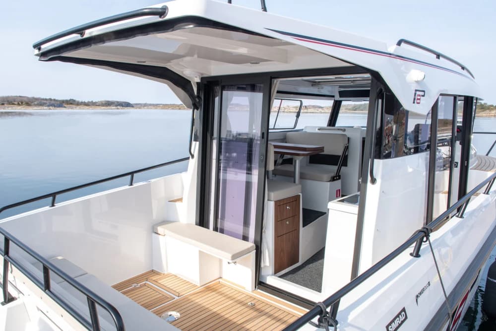 Phi Phi + upptäckt av bambuöarna