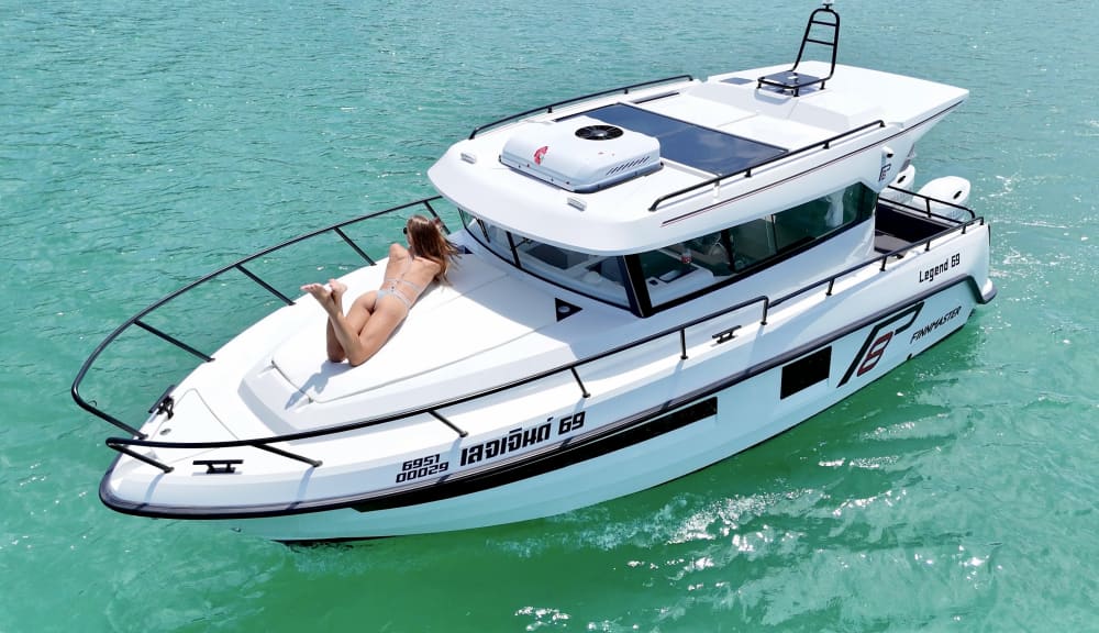 Racha Noi+ Yaiöarna sightseeing- och fritidstur (heldag)