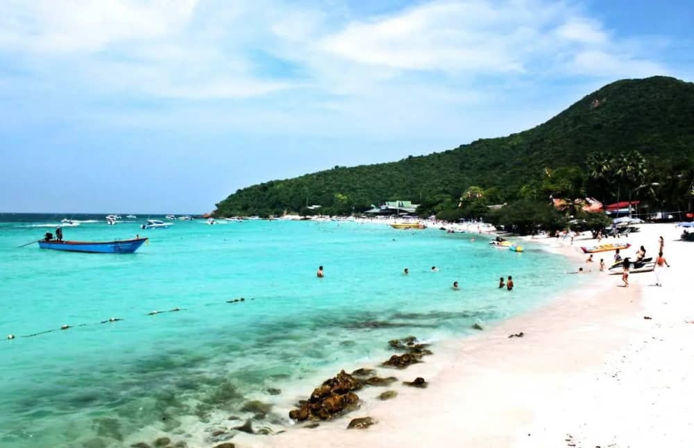 Περιήγηση στα αξιοθέατα και την αναψυχή των Κοραλλιών Νήσων (Ολοήμερη)