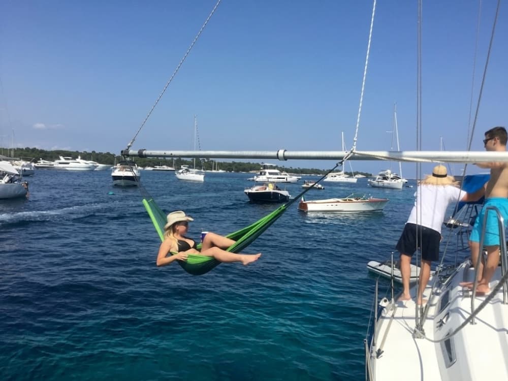 Jeanneau Sun Charm 39 - Evening sailboat rental 7:00 PM - 11:00 PM