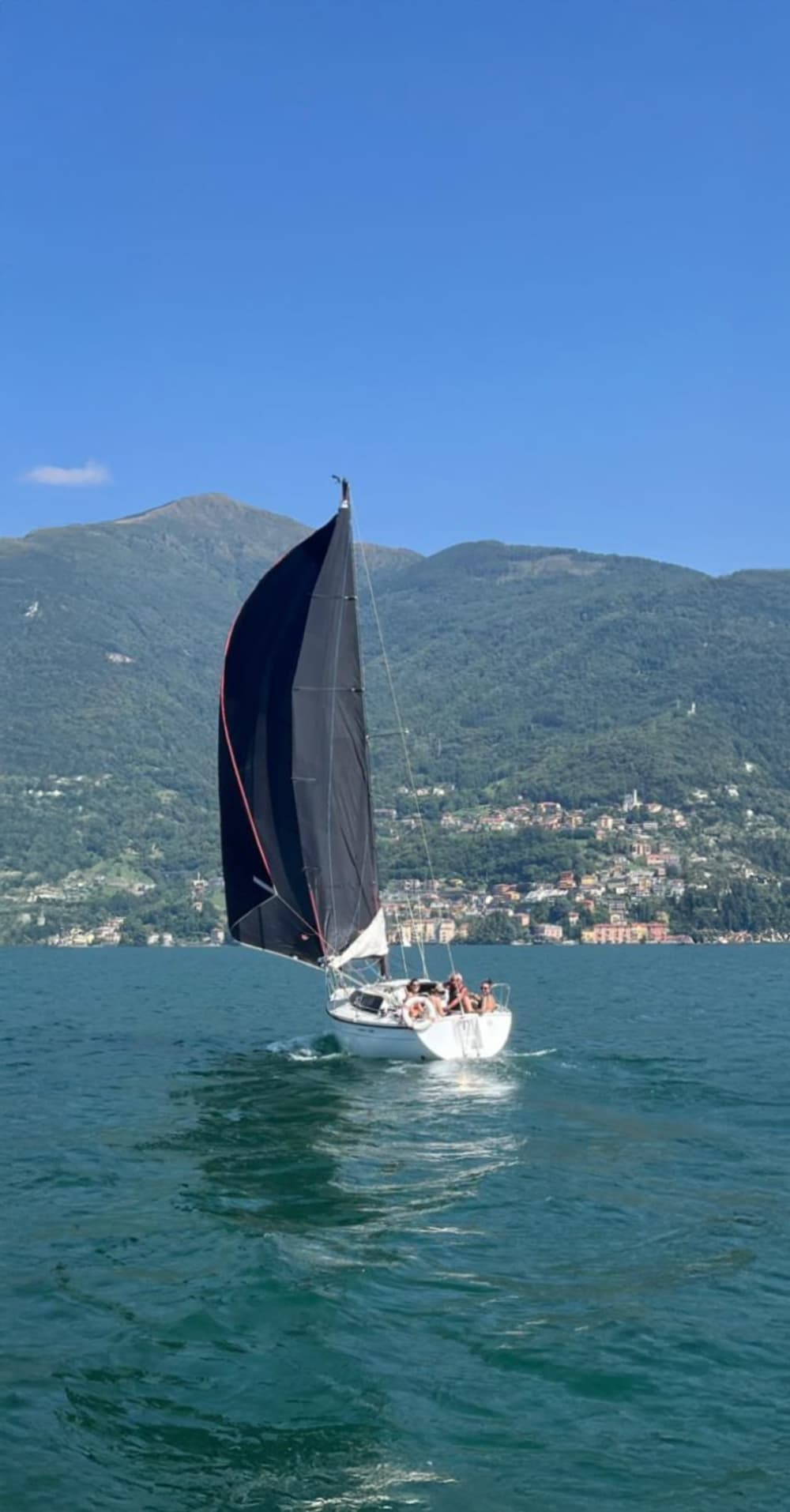 Segeln im Herzen des Comer Sees