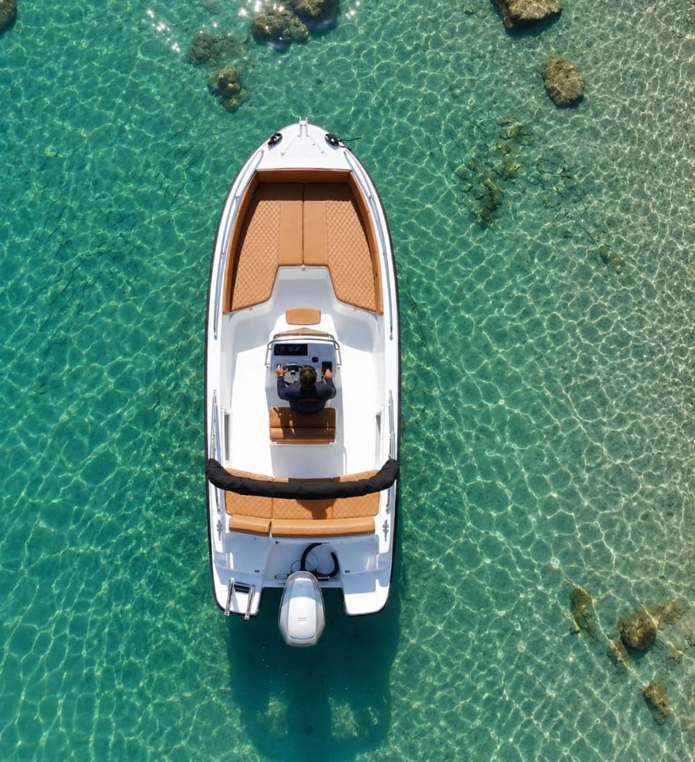 De dichtersroute per boot: Portovenere, Palmaria-eiland en snorkelen in het blauwe water.