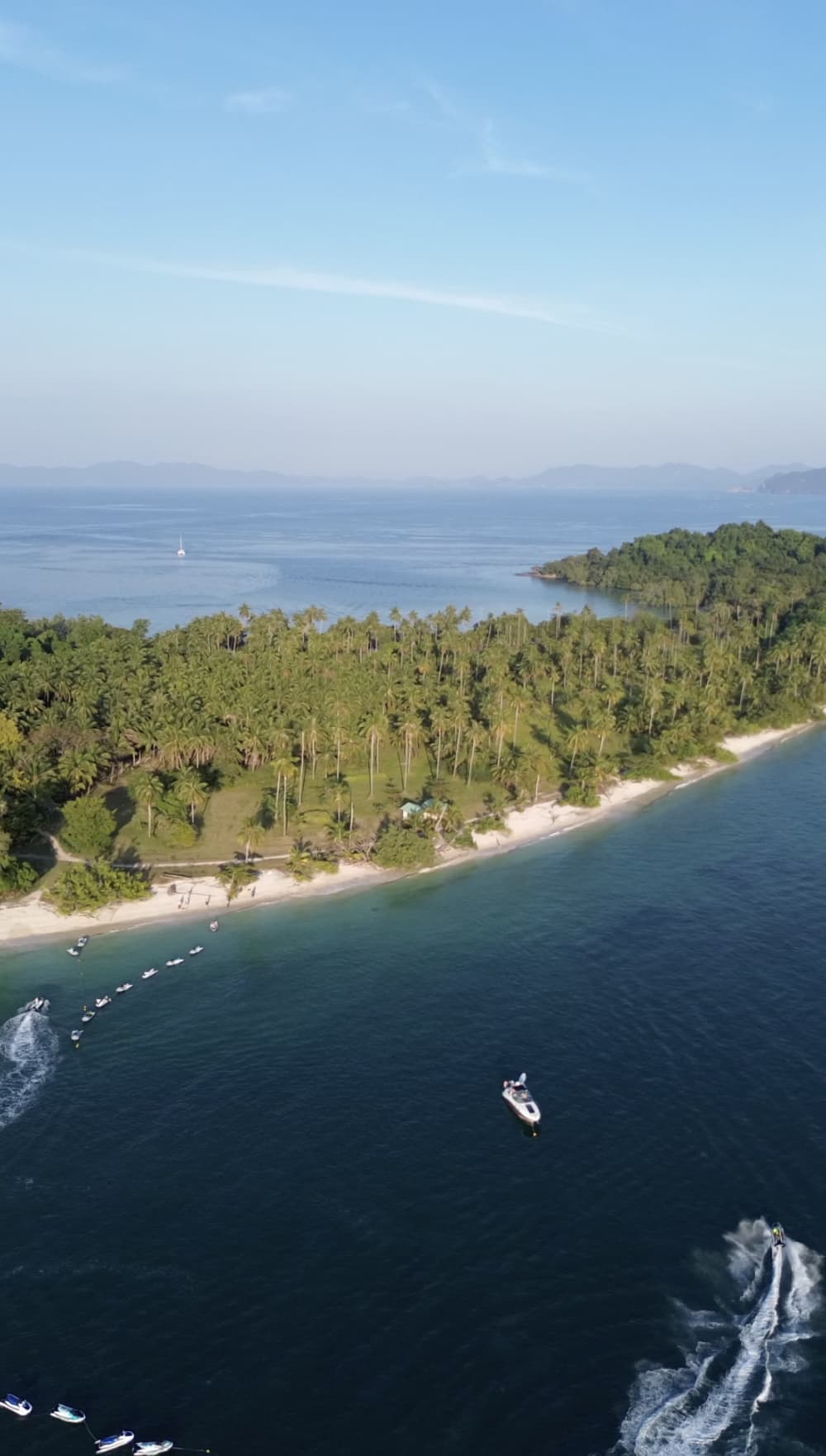 Sunset on Rang Yai Island: Your Perfect Evening on the Water 🌅