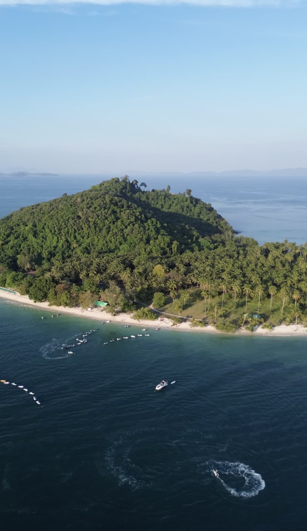 Sunset on Rang Yai Island: Your Perfect Evening on the Water 🌅