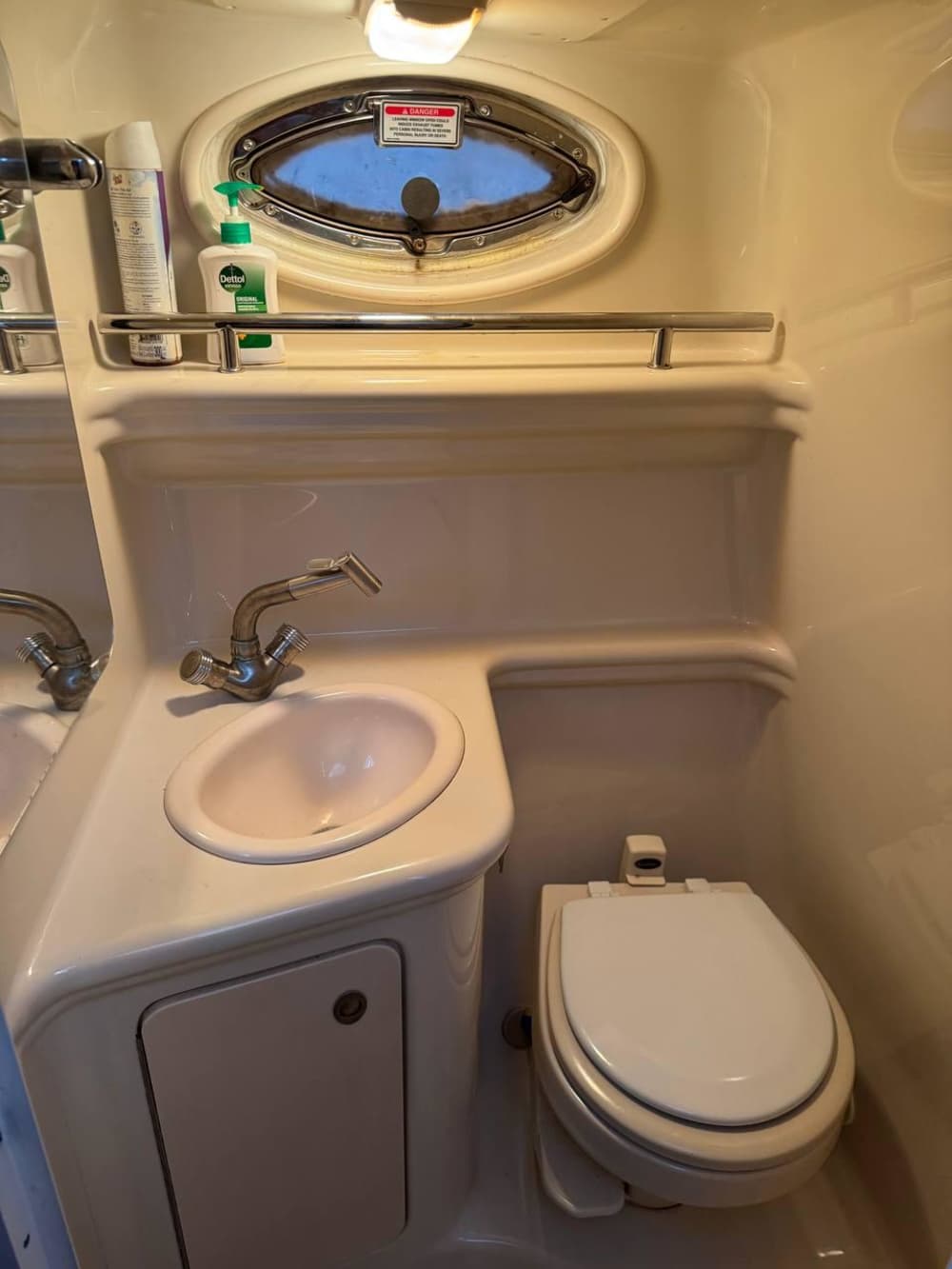 Sunset on Rang Yai Island: Your Perfect Evening on the Water 🌅