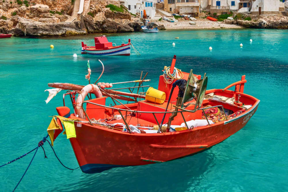Aegadian Islands Tour: Favignana and Levanzo Excursion by Dinghy with Lunch from Trapani